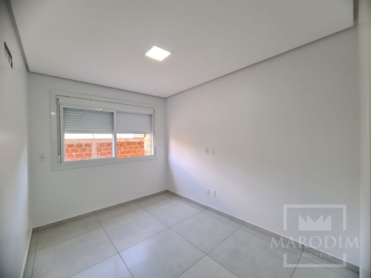 Apartamento com 68m², 2 dormitórios, Nao suíte, 1 vaga, no bairro Bosque em Marau