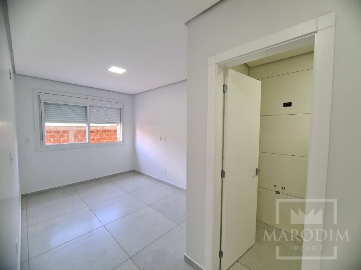 Apartamento com 68m², 2 dormitórios, Nao suíte, 1 vaga, no bairro Bosque em Marau