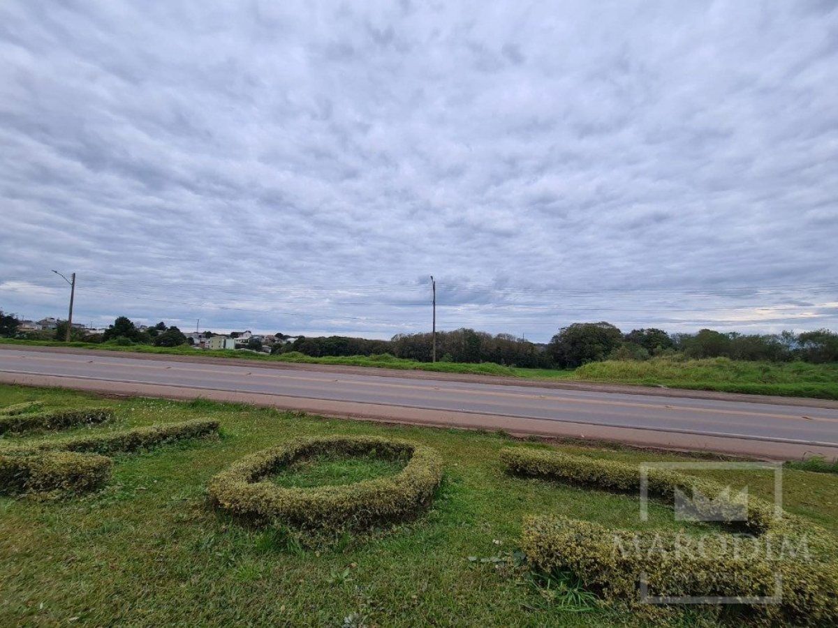 Área com 30000m², Nao suíte, no bairro Borges de Medeiros em Marau