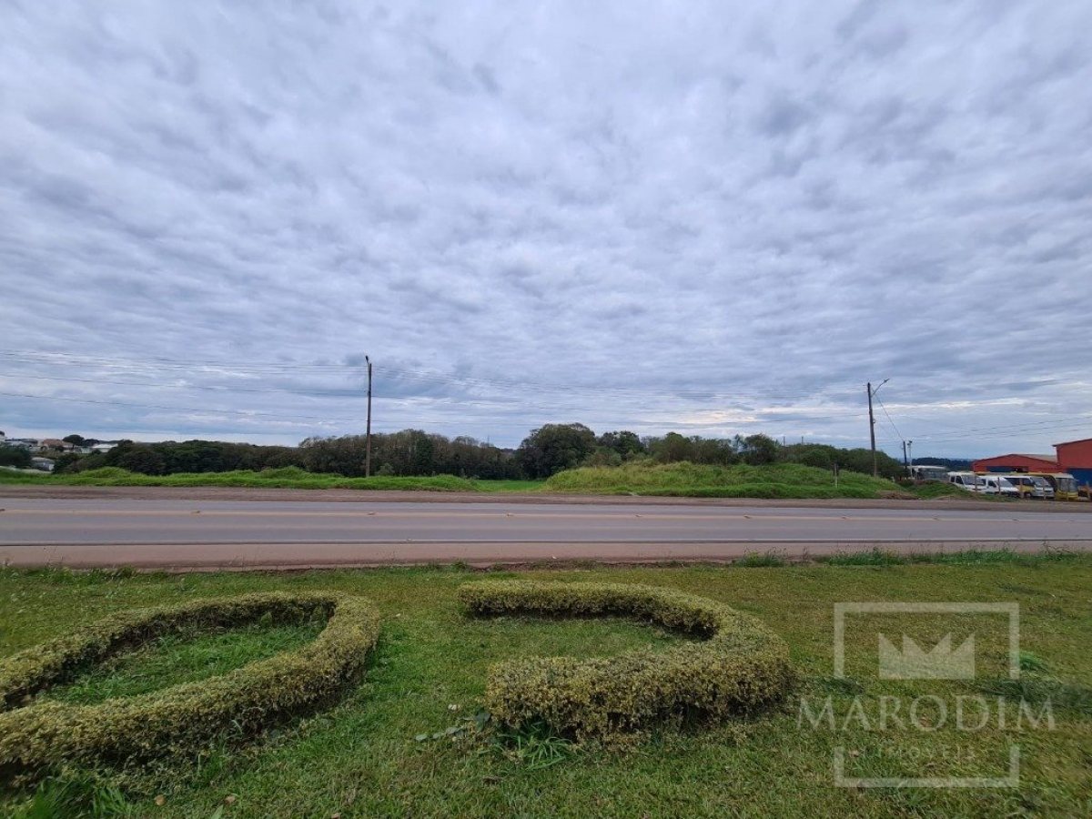 Área com 30000m², Nao suíte, no bairro Borges de Medeiros em Marau