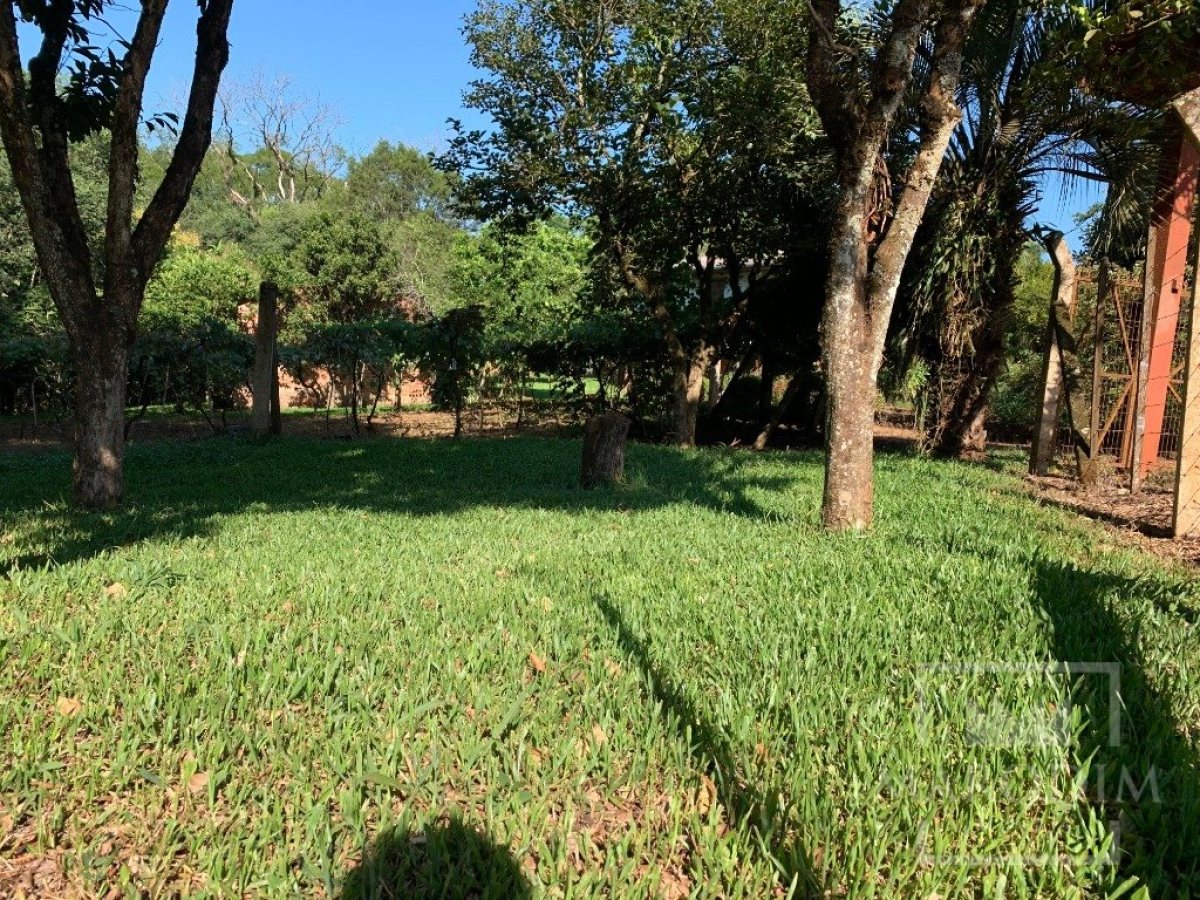 Sítio com 17294m², 3 dormitórios, Nao suíte, 4 vagas, no bairro Interior em Marau