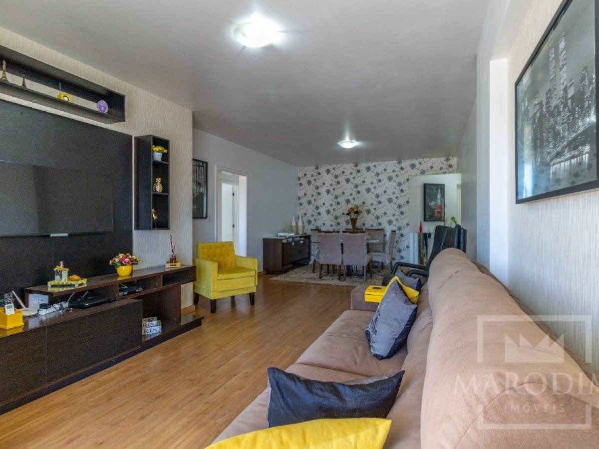 Apartamento com 148m², 3 dormitórios, Sim suíte, 1 vaga, no bairro Centro em Marau