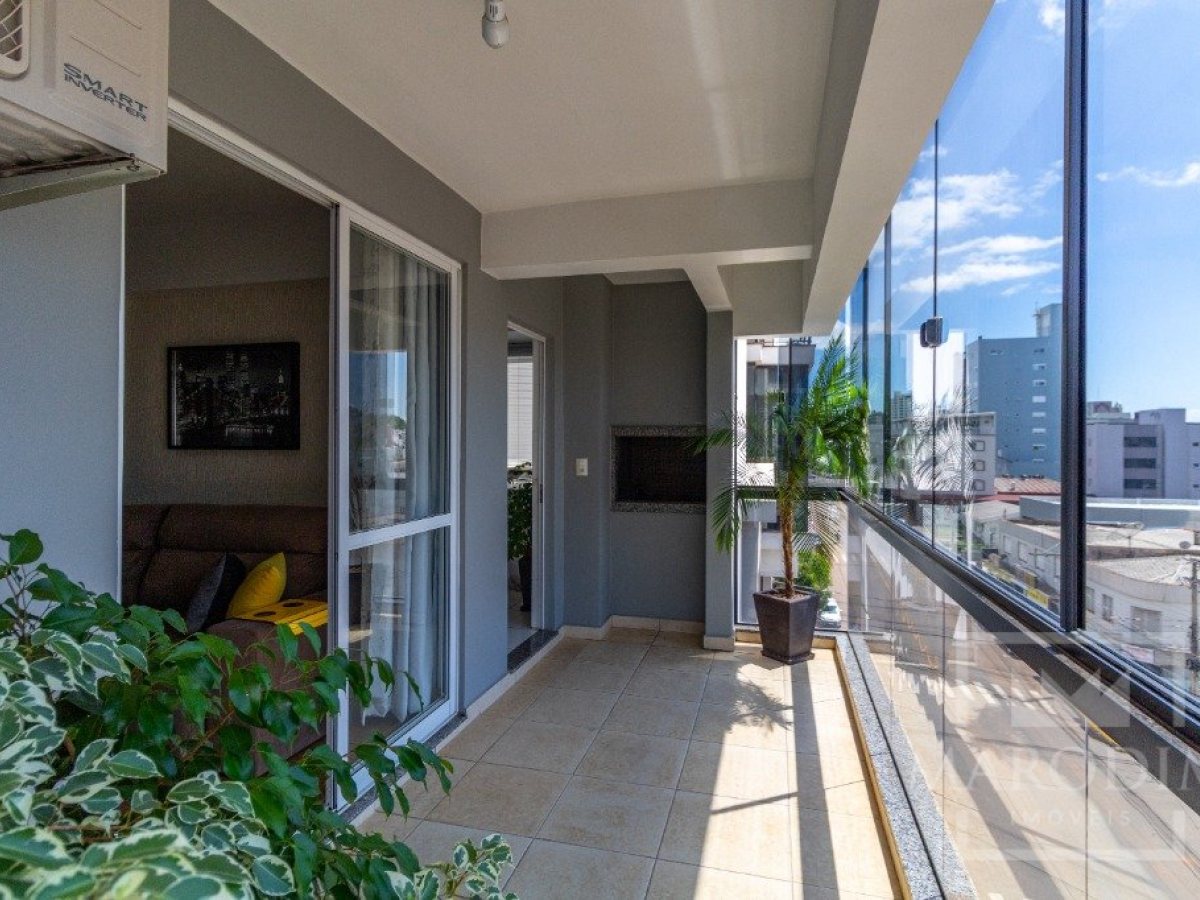 Apartamento com 148m², 3 dormitórios, Sim suíte, 1 vaga, no bairro Centro em Marau