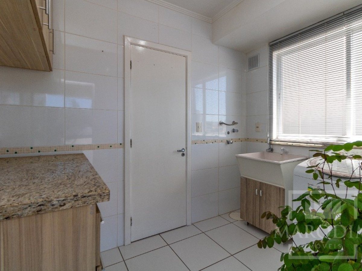 Apartamento com 148m², 3 dormitórios, Sim suíte, 1 vaga, no bairro Centro em Marau