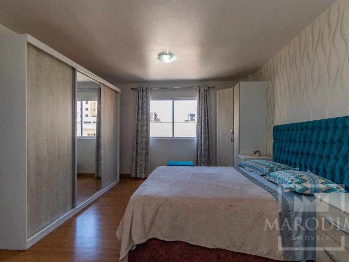 Apartamento com 148m², 3 dormitórios, Sim suíte, 1 vaga, no bairro Centro em Marau