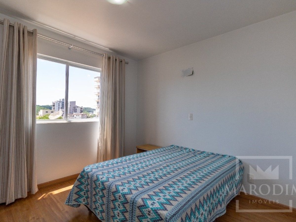Apartamento com 148m², 3 dormitórios, Sim suíte, 1 vaga, no bairro Centro em Marau