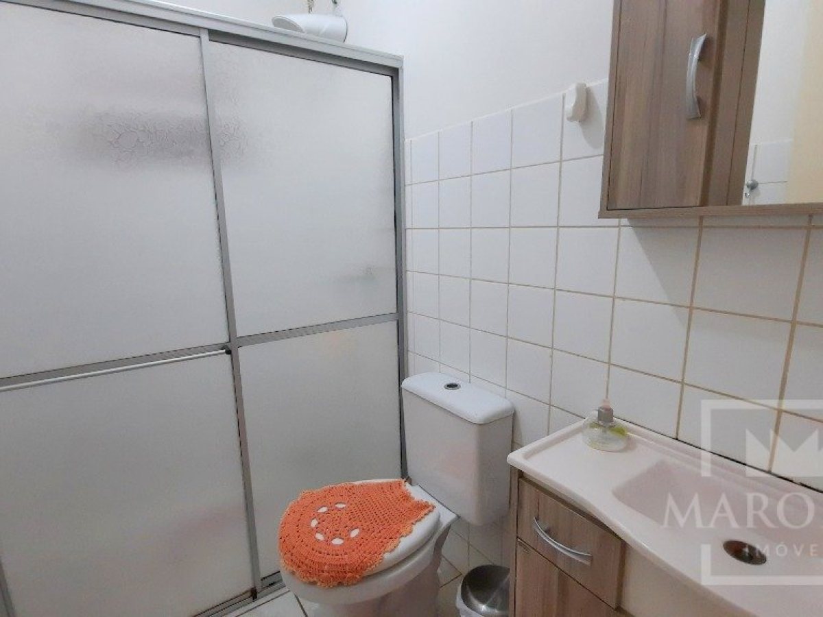 Casa com 146m², 3 dormitórios, Nao suíte, 1 vaga, no bairro Frei Adelar em Marau