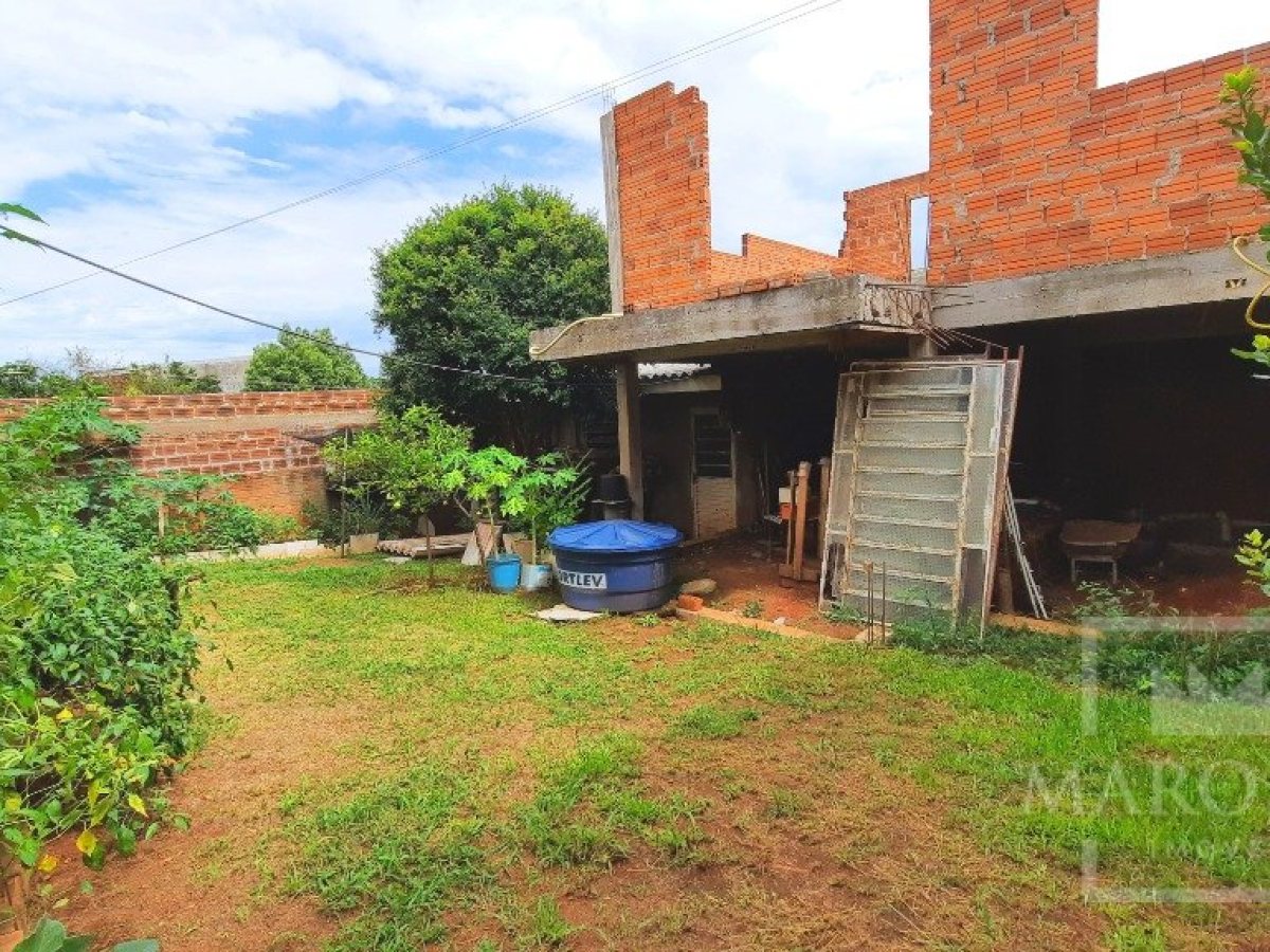 Casa com 146m², 3 dormitórios, Nao suíte, 1 vaga, no bairro Frei Adelar em Marau