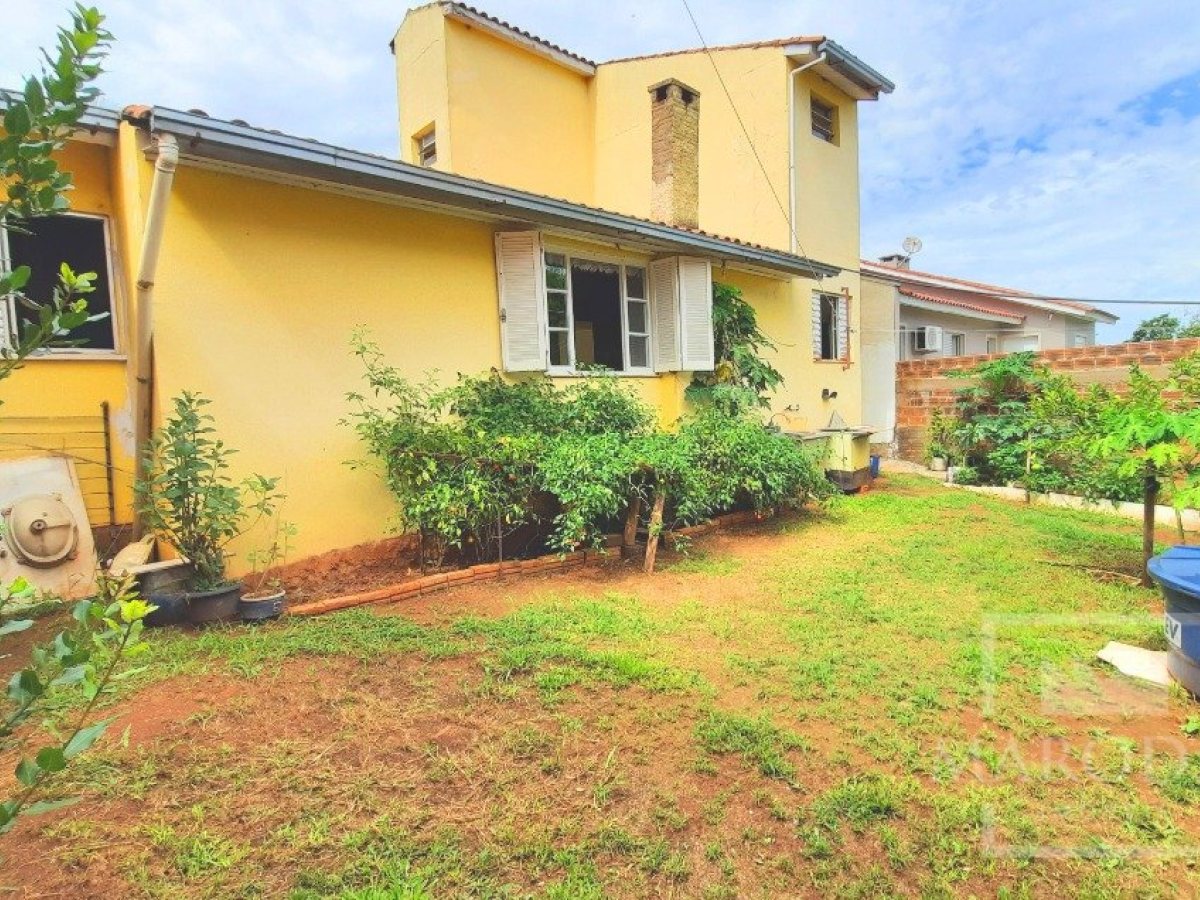 Casa com 146m², 3 dormitórios, Nao suíte, 1 vaga, no bairro Frei Adelar em Marau