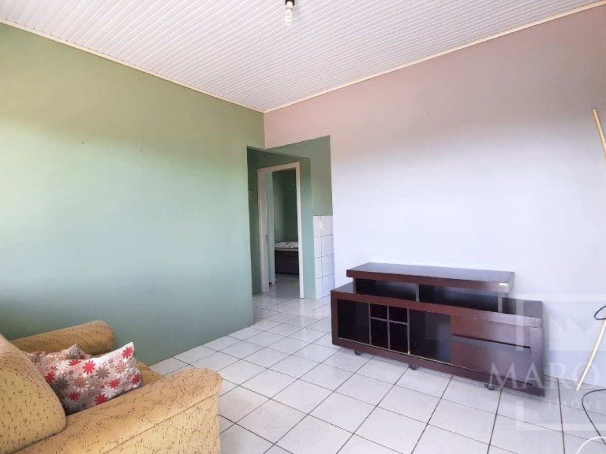 Casa com 137m², 2 dormitórios, Nao suíte, 2 vagas, no bairro Loteamento Vicente Riva em Marau