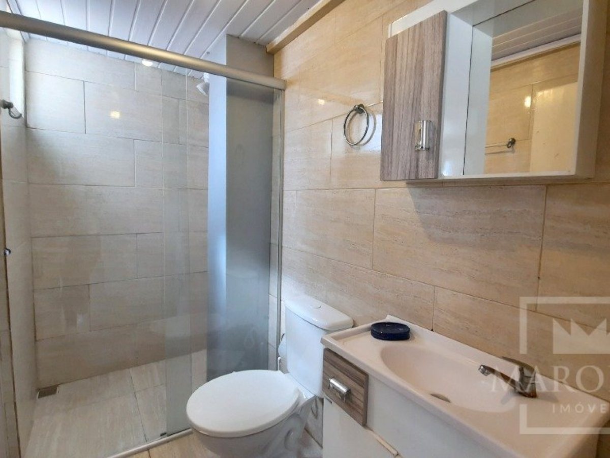 Casa com 137m², 2 dormitórios, Nao suíte, 2 vagas, no bairro Loteamento Vicente Riva em Marau