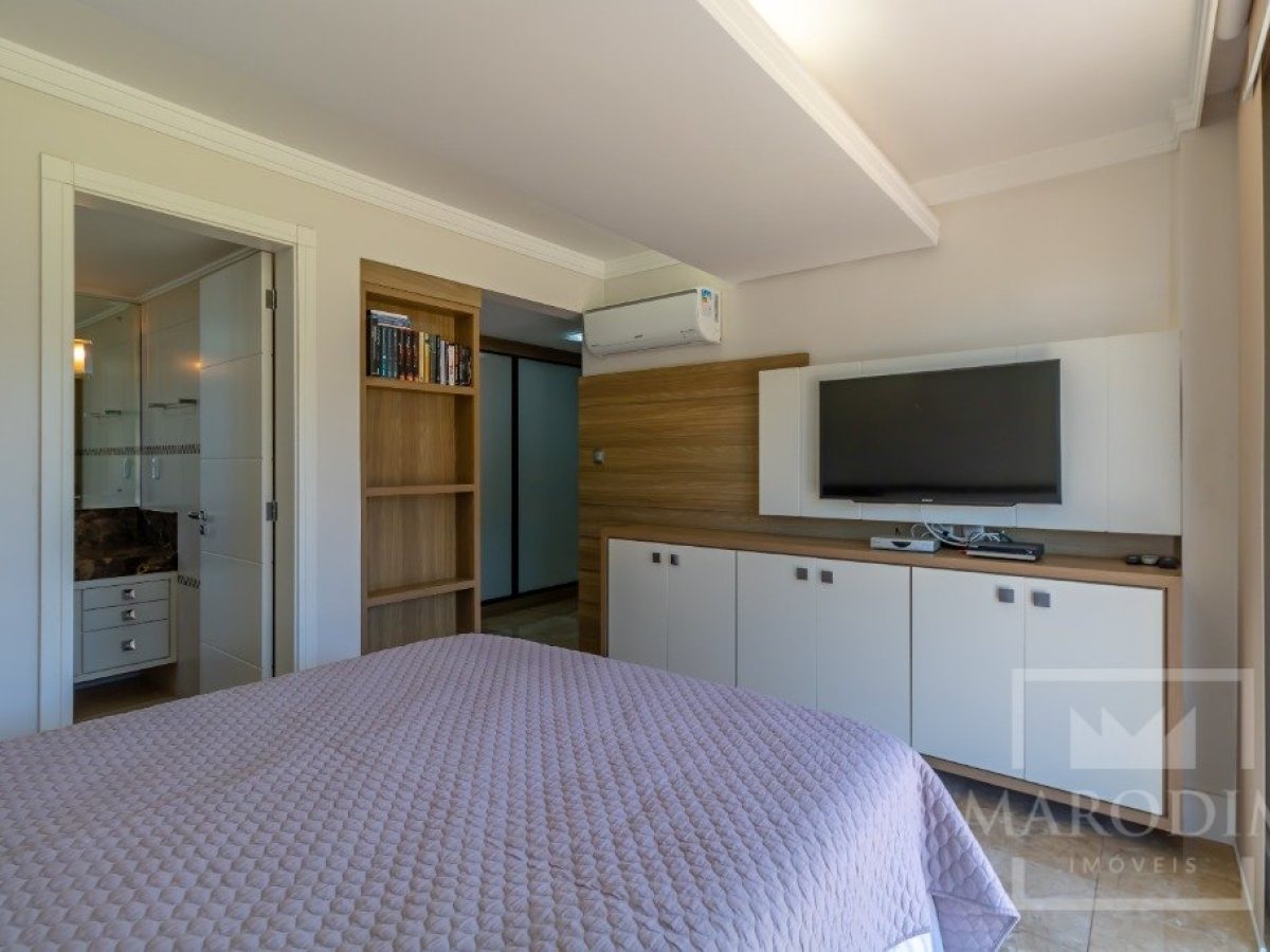 Cobertura com 226m², 3 dormitórios, Nao suíte, 3 vagas, no bairro Centro em Marau