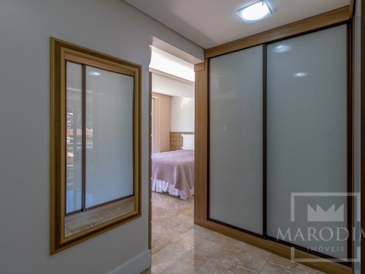 Cobertura com 226m², 3 dormitórios, Nao suíte, 3 vagas, no bairro Centro em Marau