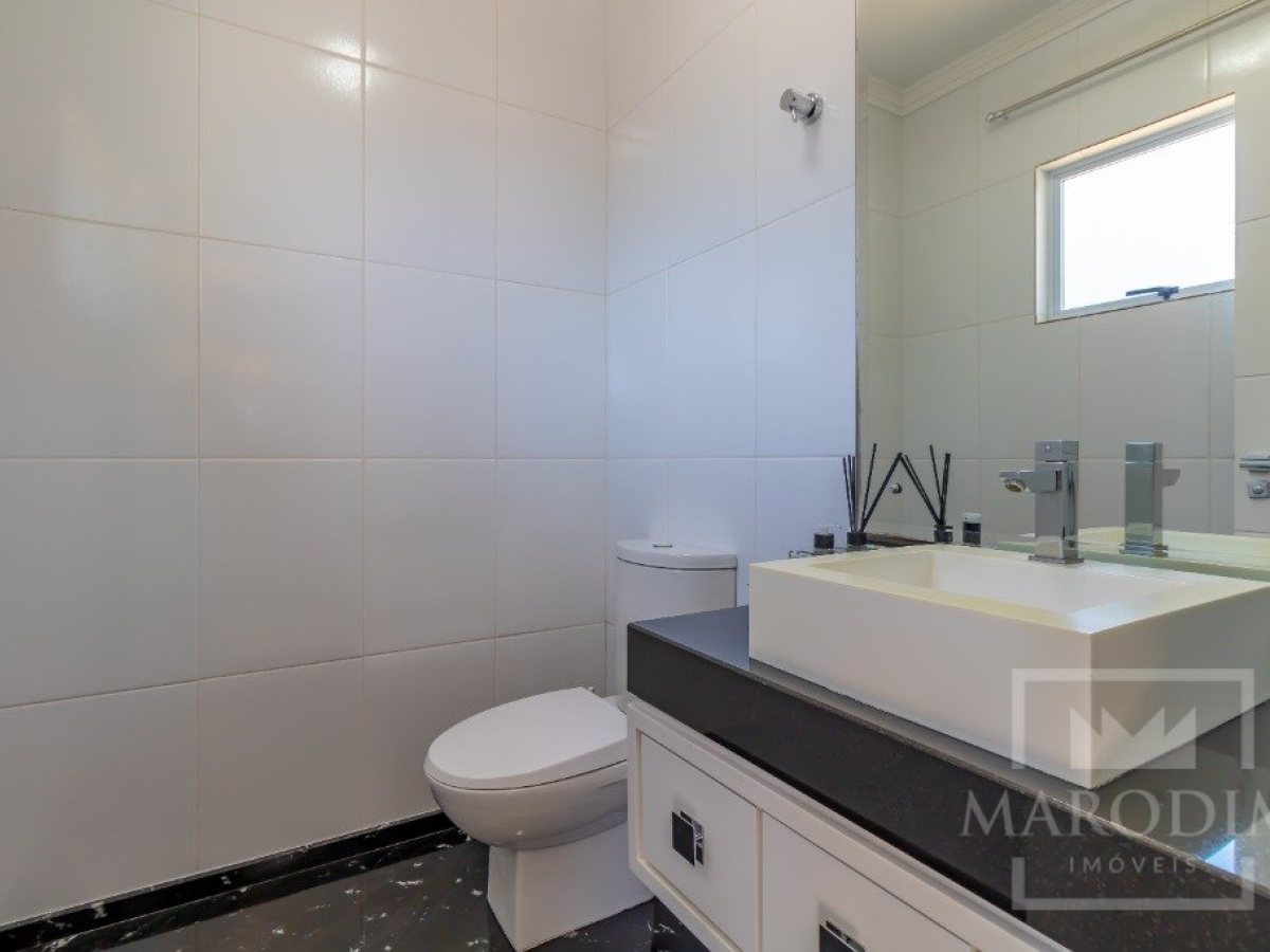 Cobertura com 226m², 3 dormitórios, Nao suíte, 3 vagas, no bairro Centro em Marau