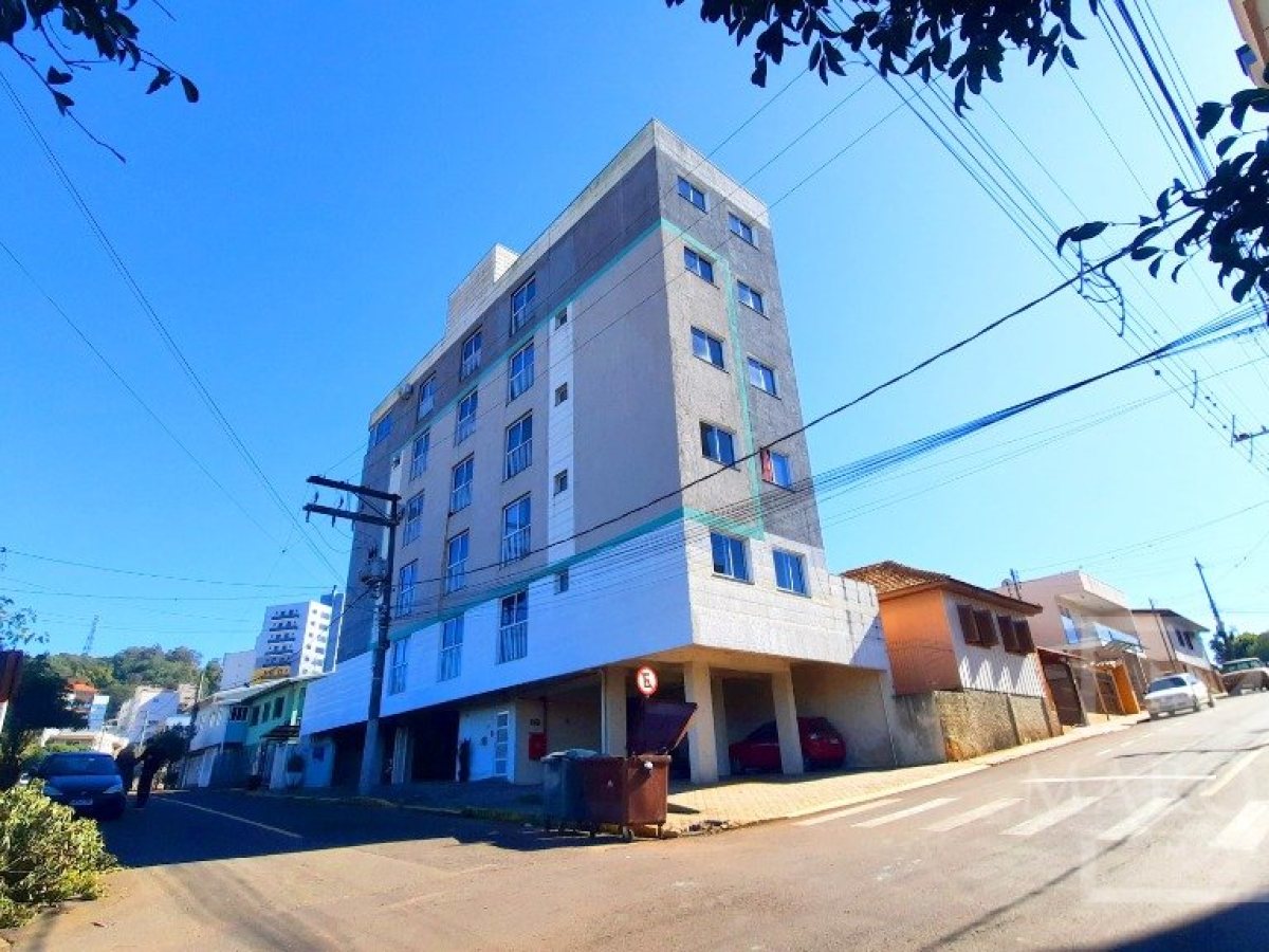 Apartamento com 112m², 3 dormitórios, Sim suíte, 2 vagas, no bairro Angela Borella em Marau