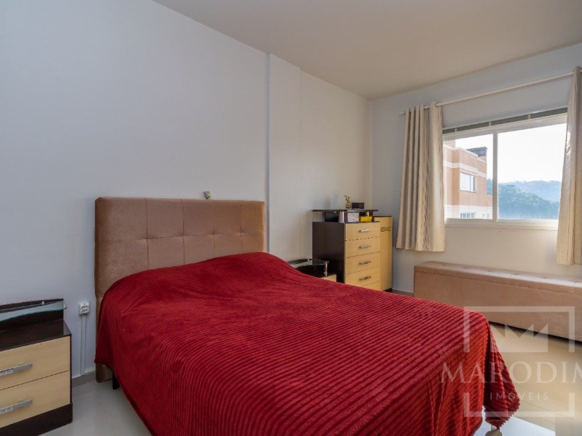 Apartamento com 112m², 3 dormitórios, Sim suíte, 2 vagas, no bairro Angela Borella em Marau