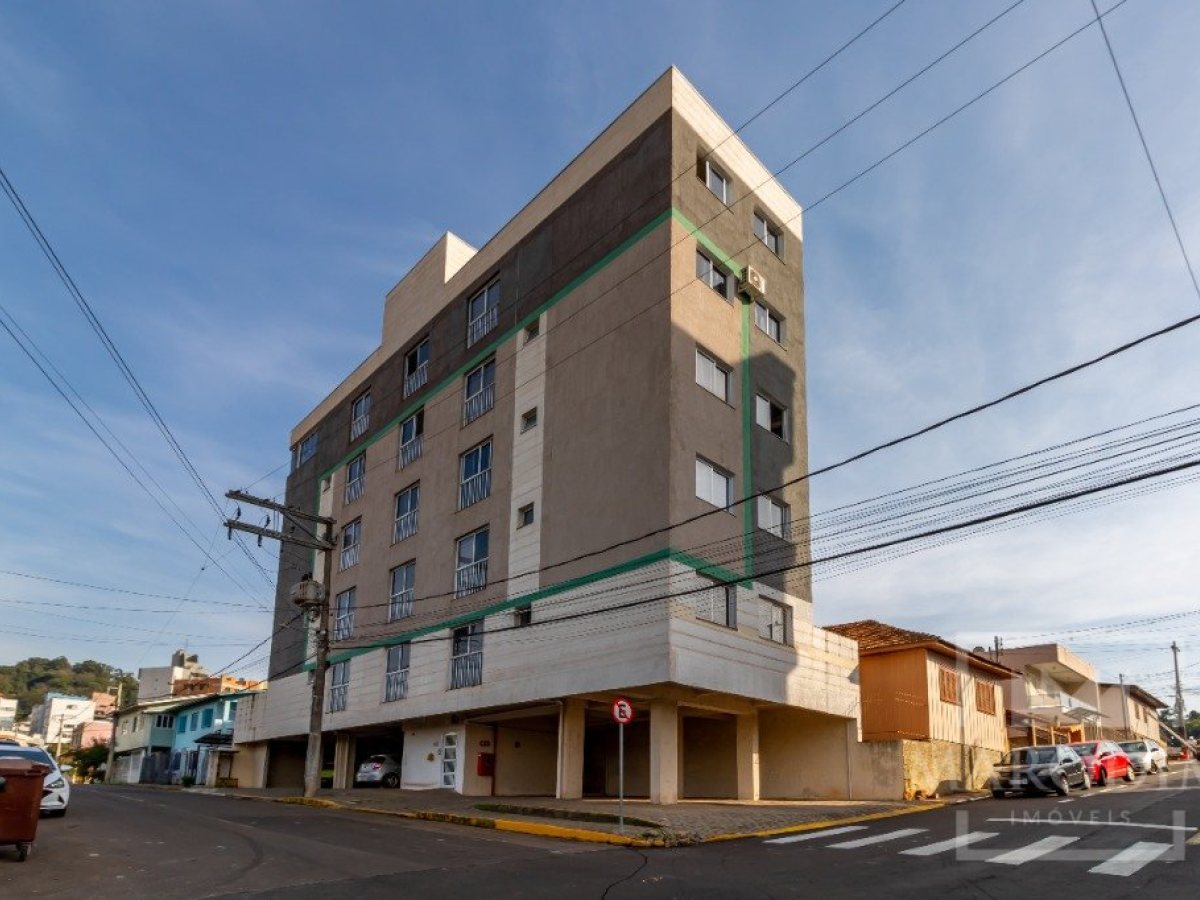 Apartamento com 112m², 3 dormitórios, Sim suíte, 2 vagas, no bairro Angela Borella em Marau