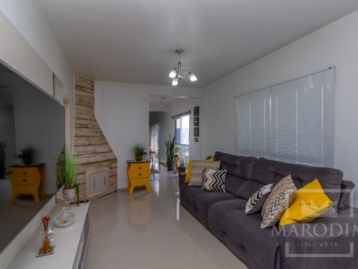 Apartamento com 112m², 3 dormitórios, Sim suíte, 2 vagas, no bairro Angela Borella em Marau