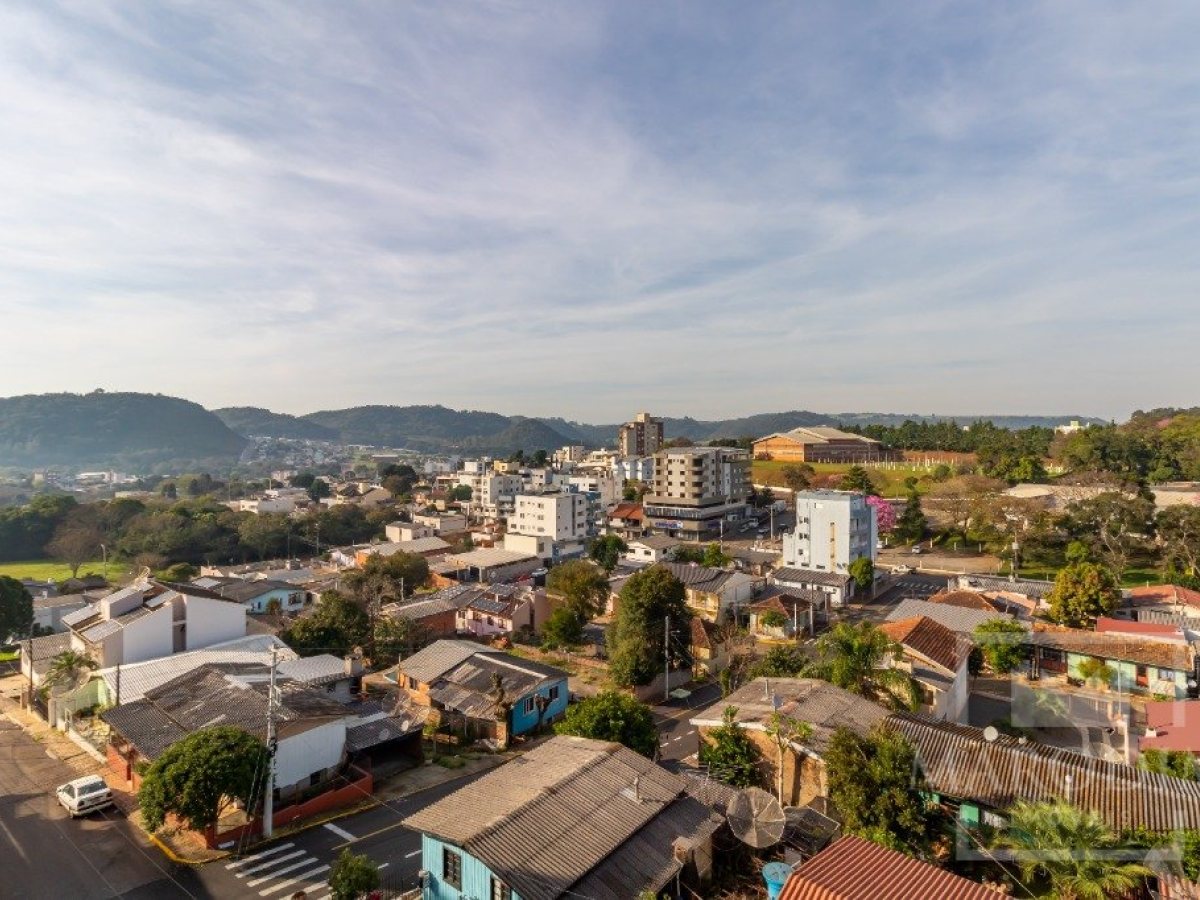 Apartamento com 112m², 3 dormitórios, Sim suíte, 2 vagas, no bairro Angela Borella em Marau