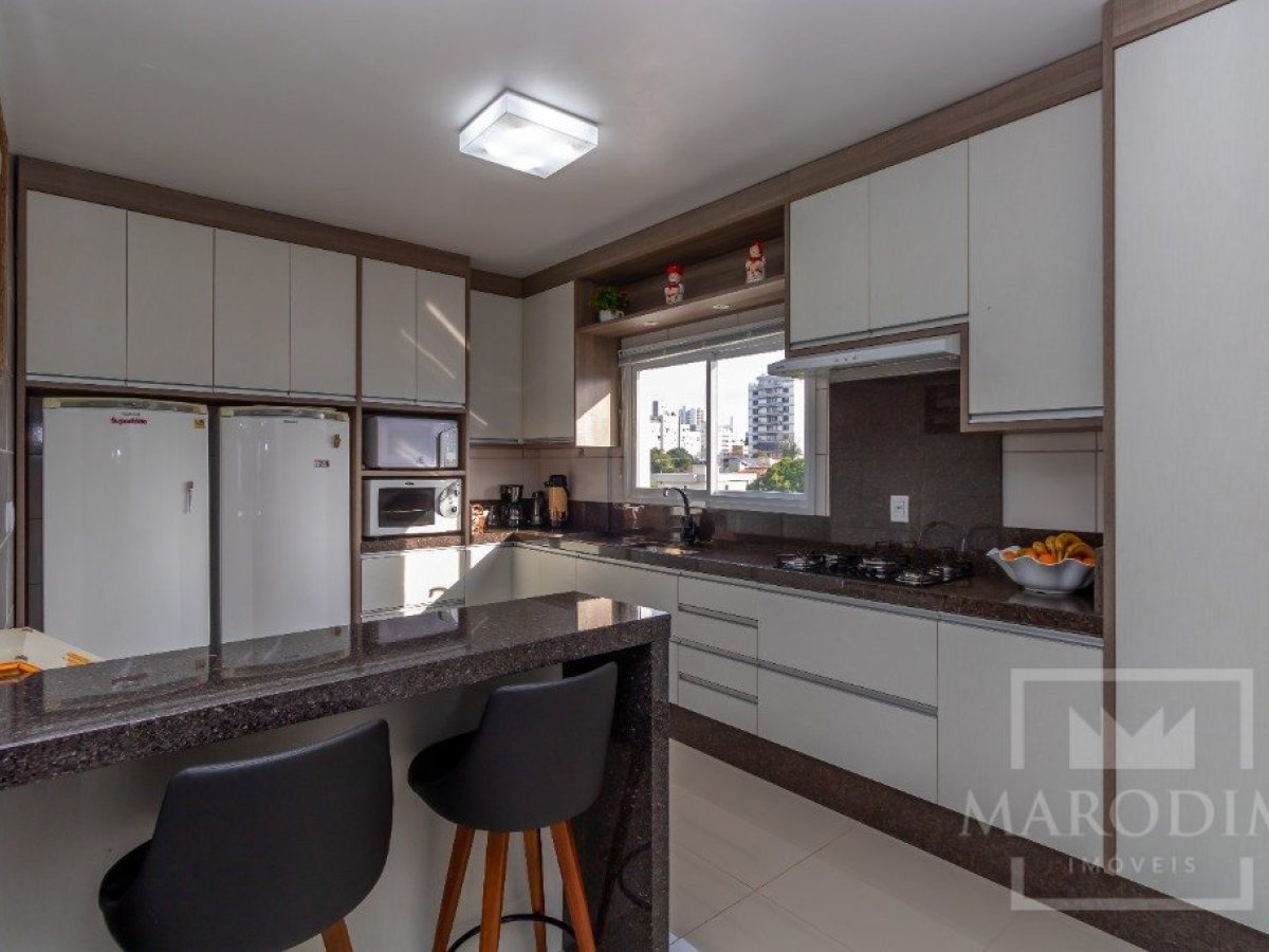 Apartamento com 112m², 3 dormitórios, Sim suíte, 2 vagas, no bairro Angela Borella em Marau