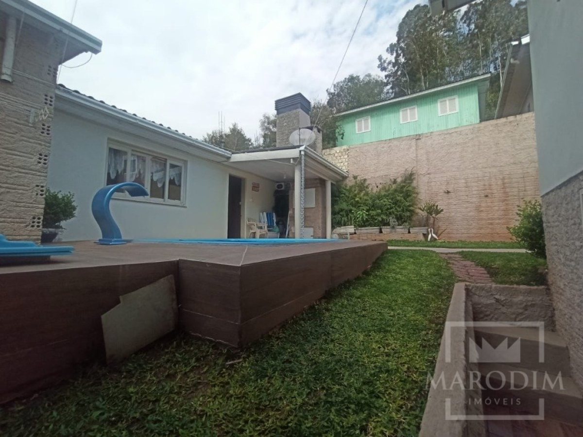 Casa com 170m², 2 dormitórios, Nao suíte, no bairro Progresso em Marau