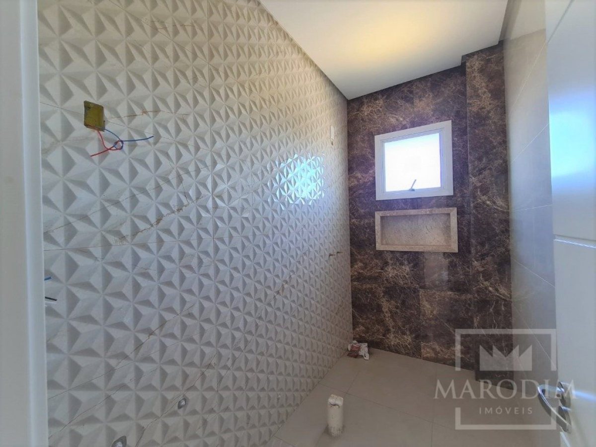 Cobertura com 185m², 2 dormitórios, Nao suíte, 2 vagas, no bairro Alberto Borella em Marau