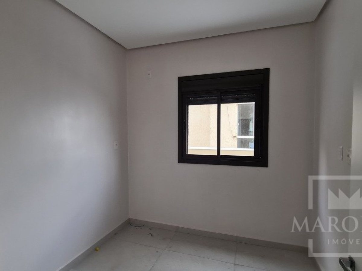 Apartamento com 89m², 3 dormitórios, Nao suíte, 1 vaga, no bairro Alberto Borella em Marau