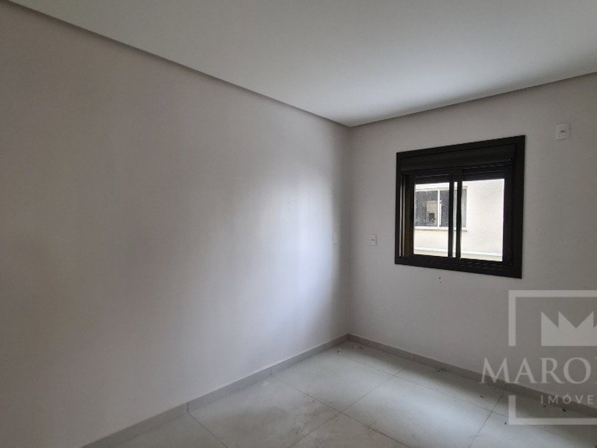 Apartamento com 89m², 3 dormitórios, Nao suíte, 1 vaga, no bairro Alberto Borella em Marau