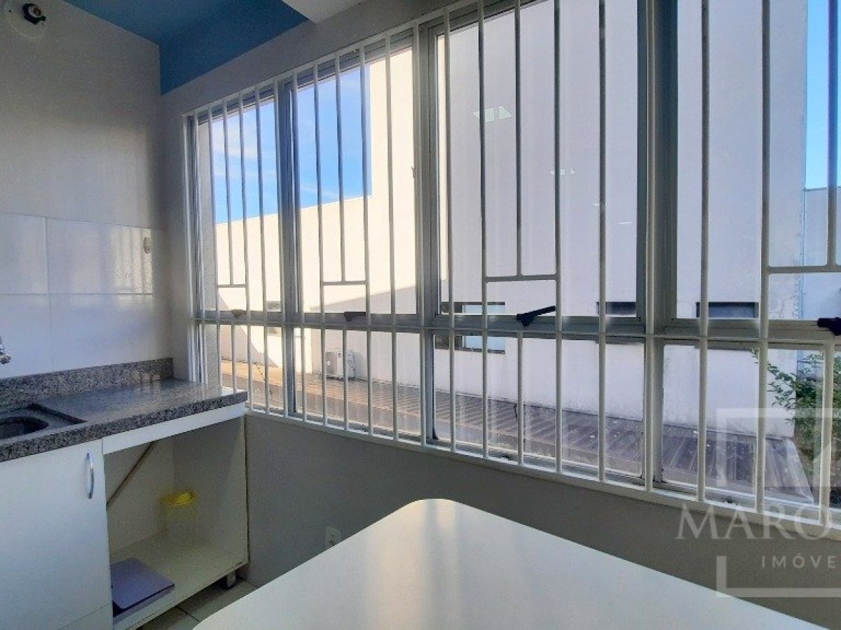 Salas/Conjuntos com 150m², Nao suíte, no bairro Centro em Marau