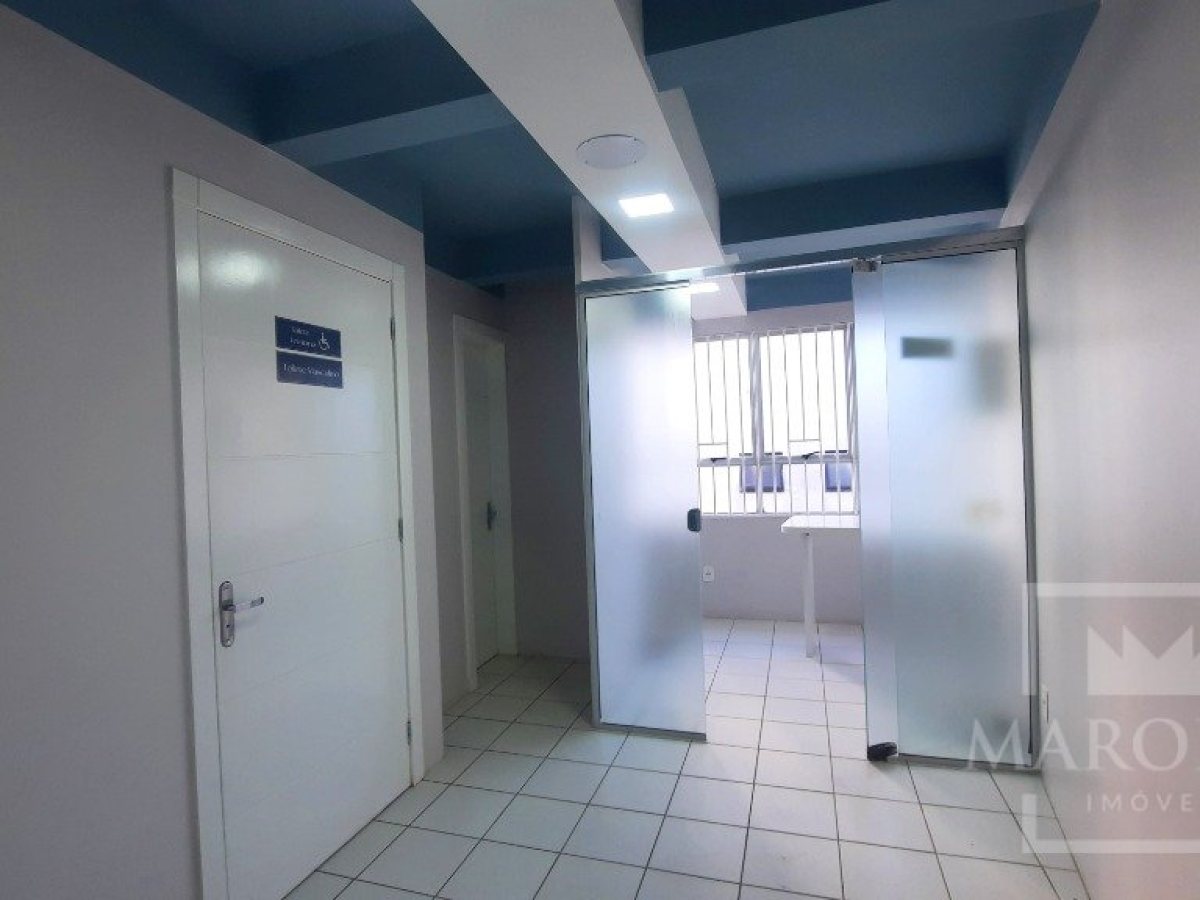 Salas/Conjuntos com 150m², Nao suíte, no bairro Centro em Marau