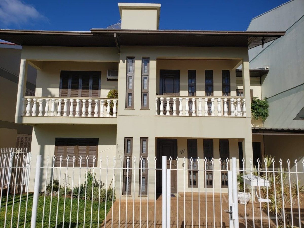 Casa com 231m², 3 dormitórios, Nao suíte, no bairro Santa Rita em Marau