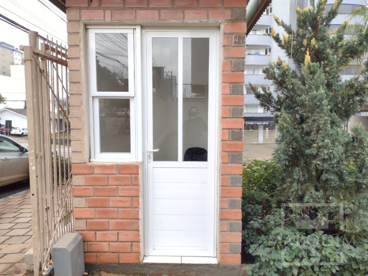 Salas/Conjuntos com 535m², Nao suíte, no bairro Centro em Marau