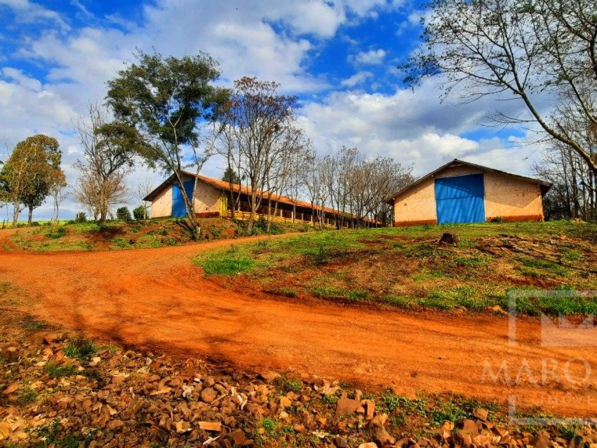 Área com 36000m², Nao suíte, no bairro Interior em Marau