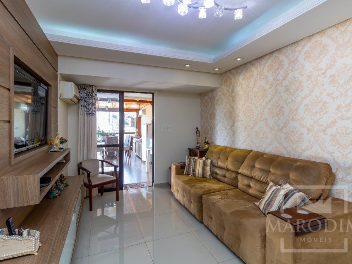 Apartamento com 234m², 3 dormitórios, Sim suíte, 2 vagas, no bairro Centro em Marau