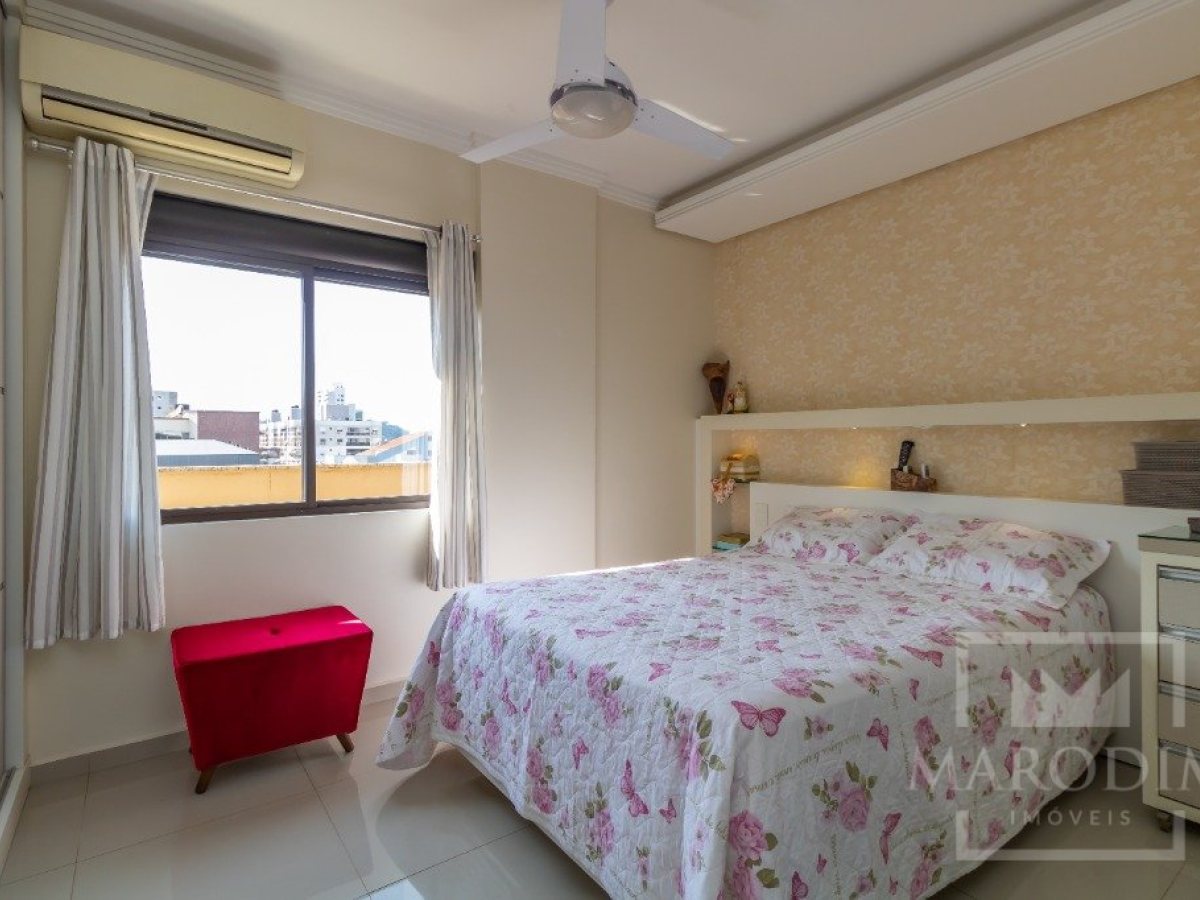Apartamento com 234m², 3 dormitórios, Sim suíte, 2 vagas, no bairro Centro em Marau