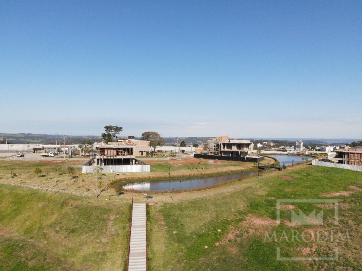 Terreno com 424m², Nao suíte, no bairro Rodovia ERS 324 em Marau