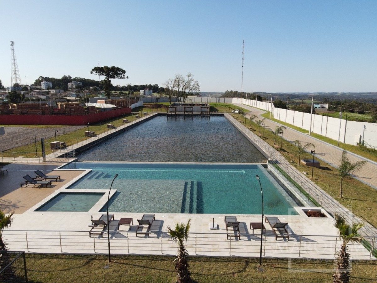 Terreno com 424m², Nao suíte, no bairro Rodovia ERS 324 em Marau