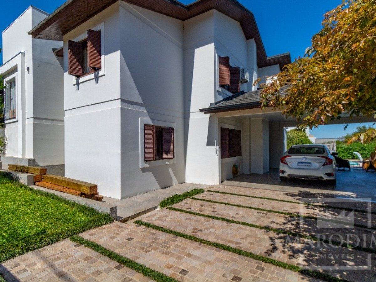 Casa com 260m², 3 dormitórios, Sim suíte, 4 vagas, no bairro Jardim  América em Marau