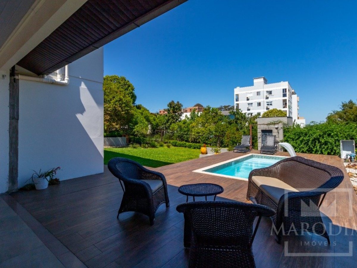 Casa com 260m², 3 dormitórios, Sim suíte, 4 vagas, no bairro Jardim  América em Marau