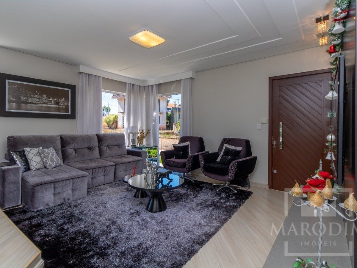 Casa com 260m², 3 dormitórios, Sim suíte, 4 vagas, no bairro Jardim  América em Marau