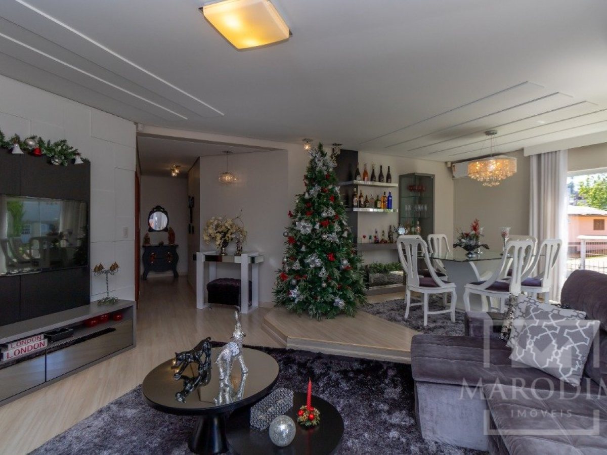 Casa com 260m², 3 dormitórios, Sim suíte, 4 vagas, no bairro Jardim  América em Marau