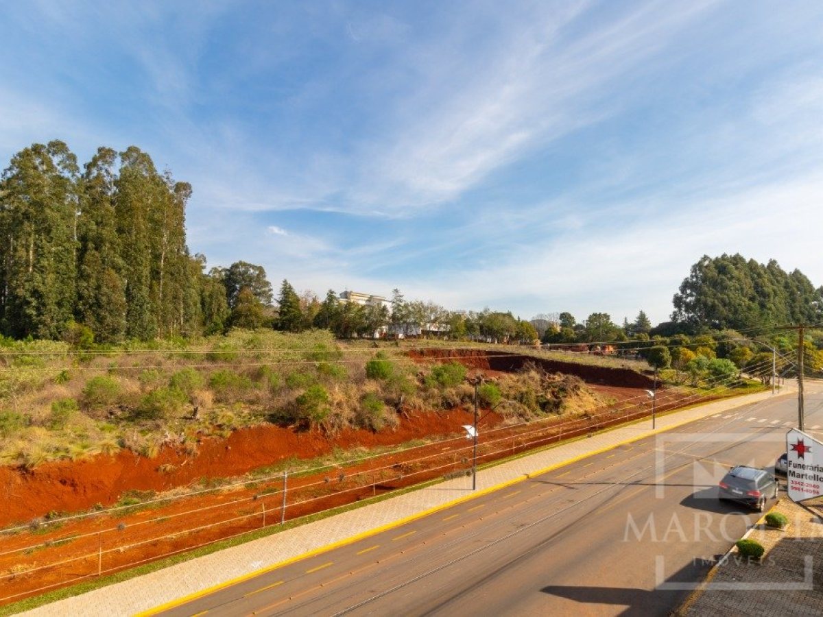 Apartamento com 181m², 3 dormitórios, Sim suíte, 2 vagas, no bairro Alberto Borella em Marau