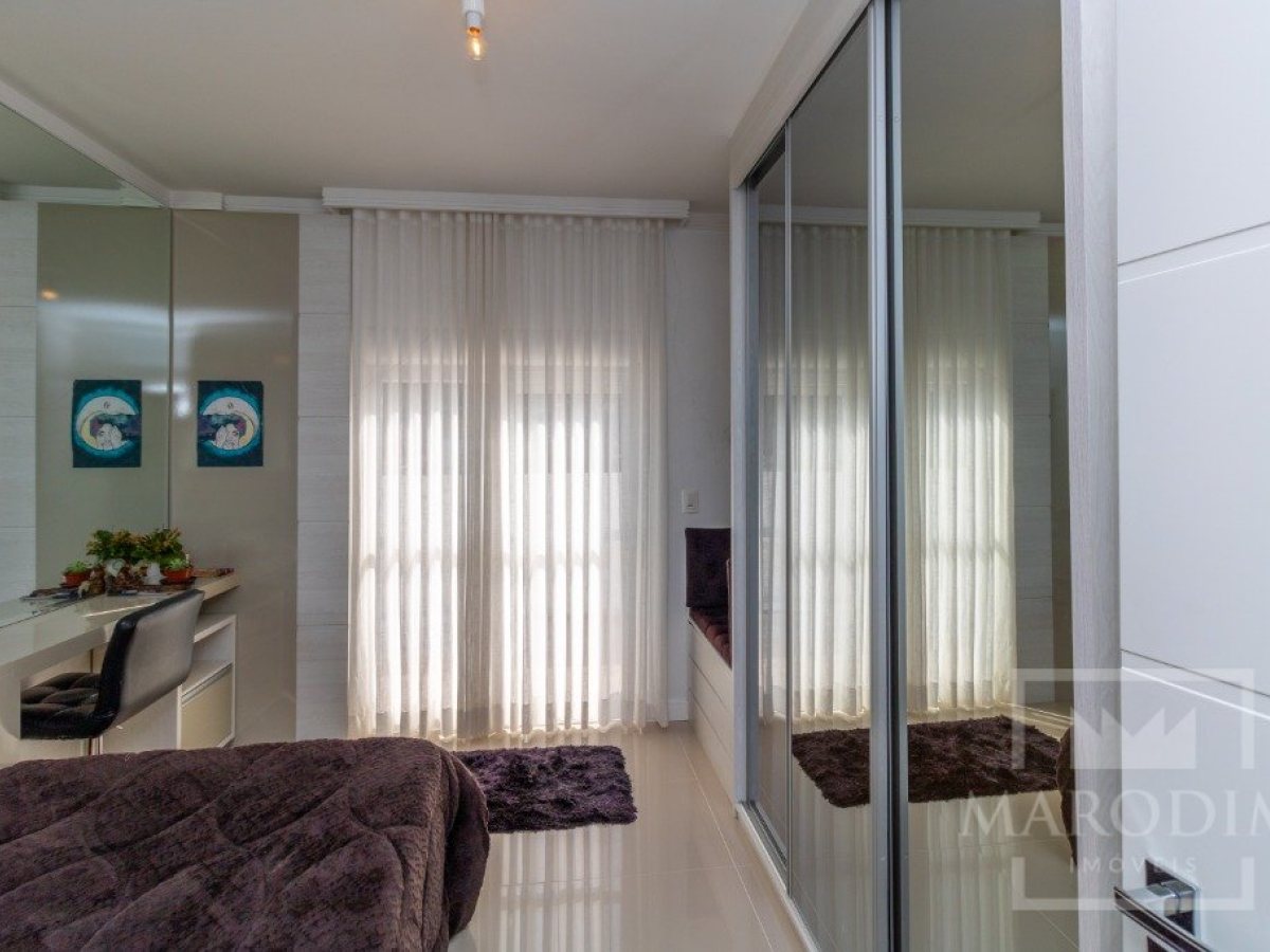 Apartamento com 181m², 3 dormitórios, Sim suíte, 2 vagas, no bairro Alberto Borella em Marau