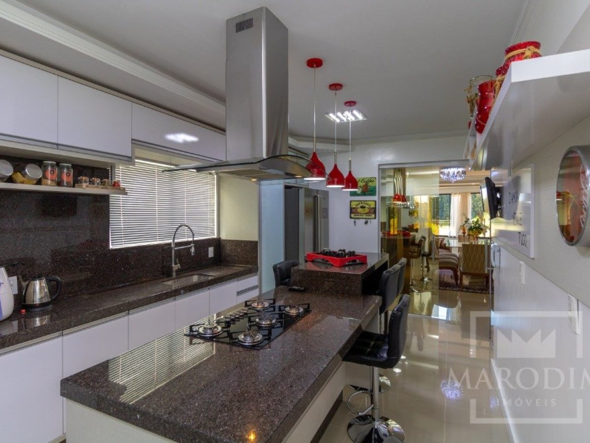 Apartamento com 181m², 3 dormitórios, Sim suíte, 2 vagas, no bairro Alberto Borella em Marau