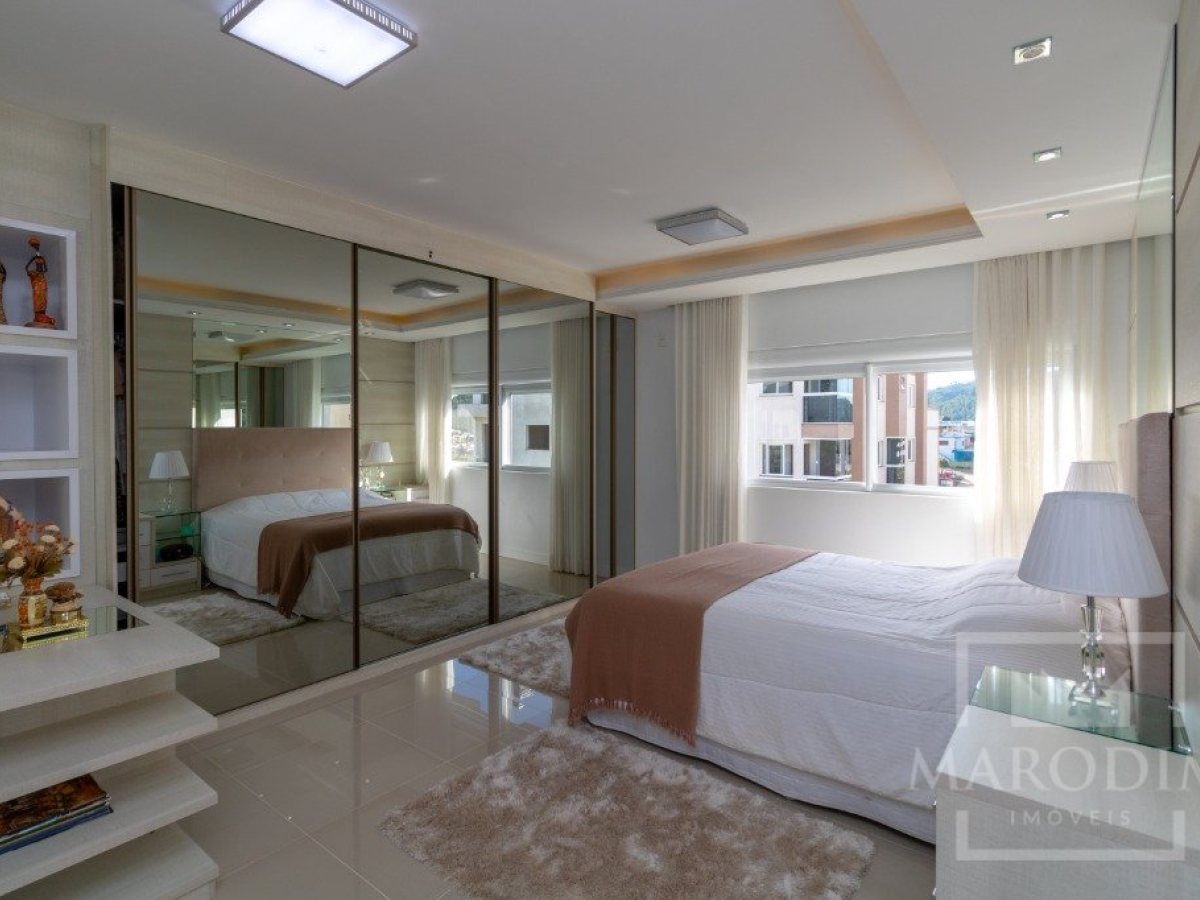 Apartamento com 181m², 3 dormitórios, Sim suíte, 2 vagas, no bairro Alberto Borella em Marau