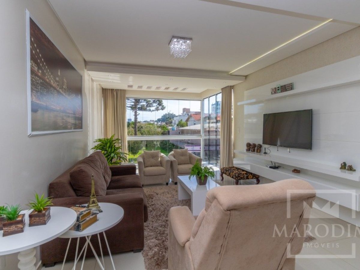 Prédio Comercial com 713m², Nao suíte, no bairro Centro em Marau