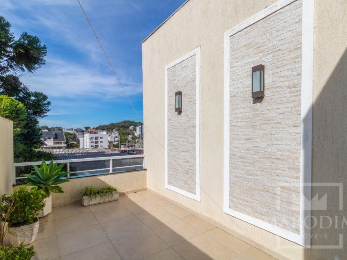 Prédio Comercial com 713m², Nao suíte, no bairro Centro em Marau