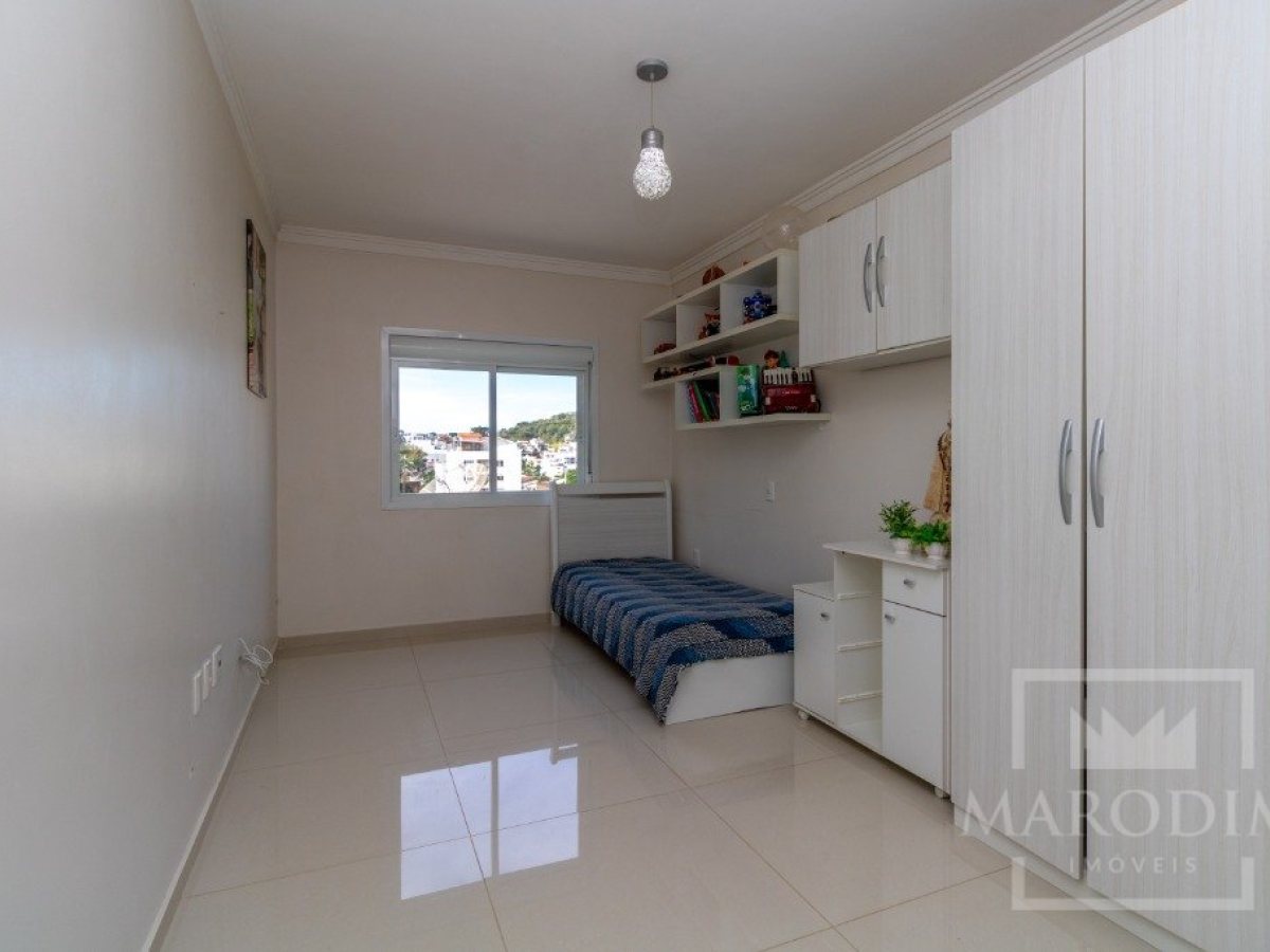 Prédio Comercial com 713m², Nao suíte, no bairro Centro em Marau