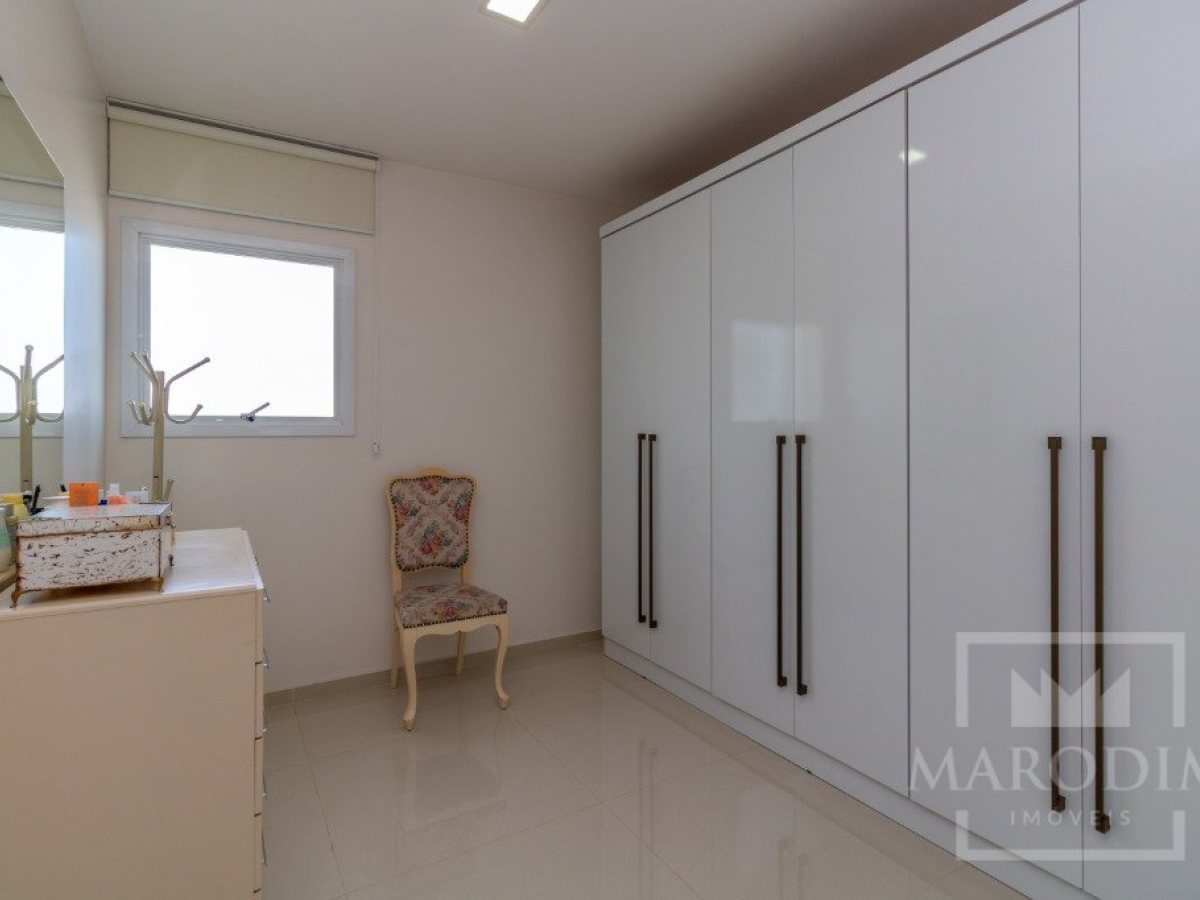 Prédio Comercial com 713m², Nao suíte, no bairro Centro em Marau