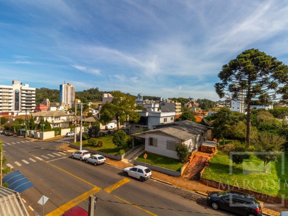 Prédio Comercial com 713m², Nao suíte, no bairro Centro em Marau